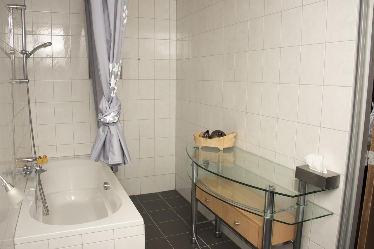 B & B Leudal Haelen Εξωτερικό φωτογραφία
