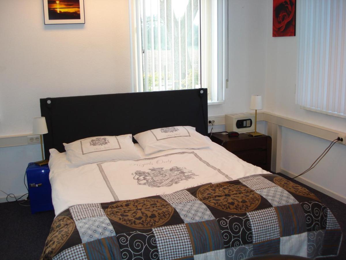B & B Leudal Haelen Δωμάτιο φωτογραφία